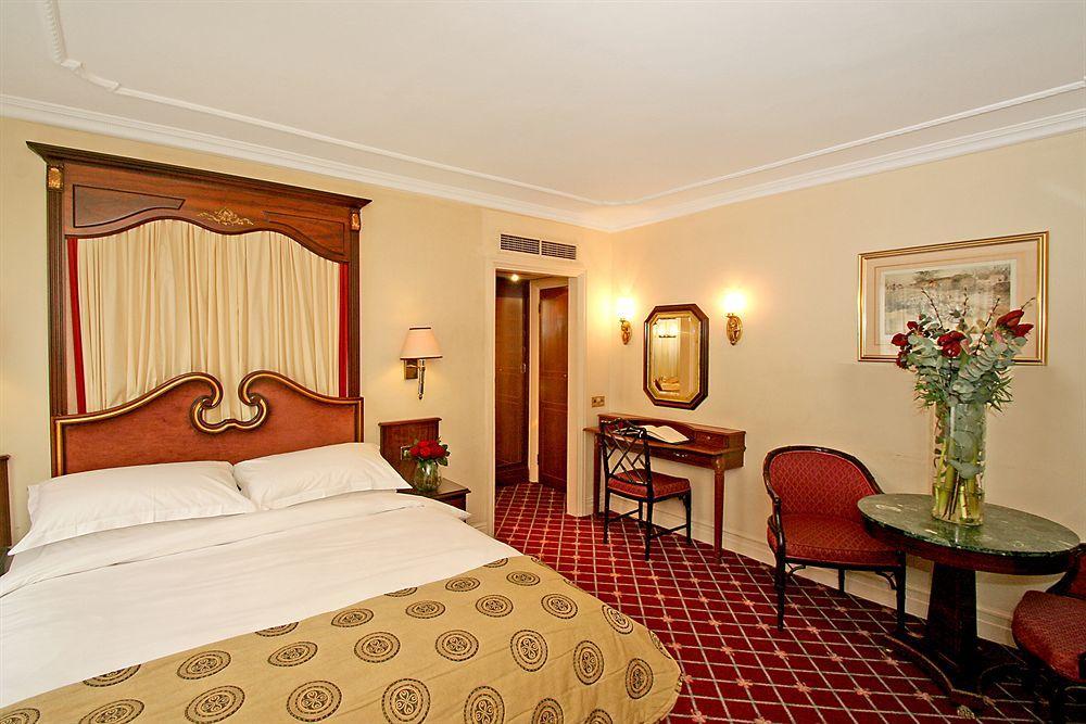 The Rathbone Hotel, Fitzrovia Лондон Екстер'єр фото