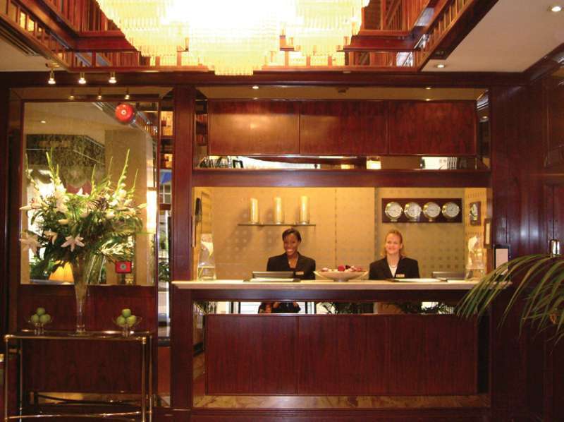 The Rathbone Hotel, Fitzrovia Лондон Екстер'єр фото